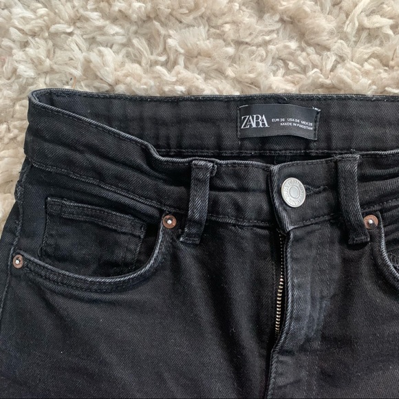 Zara High Waisted Cropped Boot Cup Jeans - Picture 4 of 4